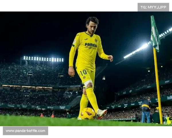 西甲联赛比利亚雷亚尔莫雷诺梅开二度闪耀全场